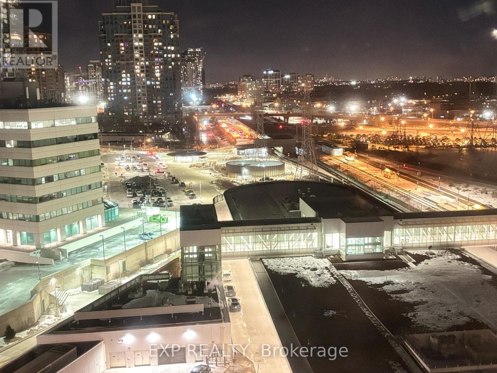 1205 - 101 SUBWAY CRESCENT — Toronto (Islington-City Centre West) - Main photo