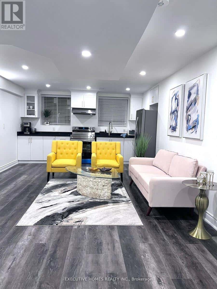 BASEMENT UNIT - 409 BOYD LANE — Milton (Walker) - Photo 2 of 35