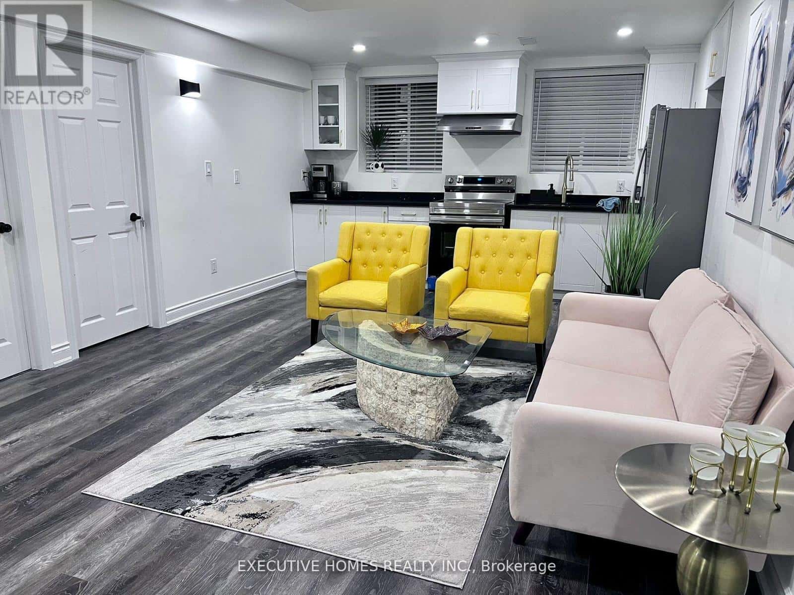 BASEMENT UNIT - 409 BOYD LANE — Milton (Walker) - Photo 3 of 35