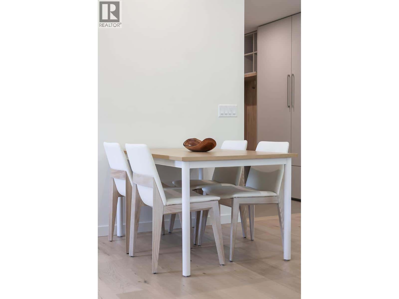 4280 Red Mountain Road 111