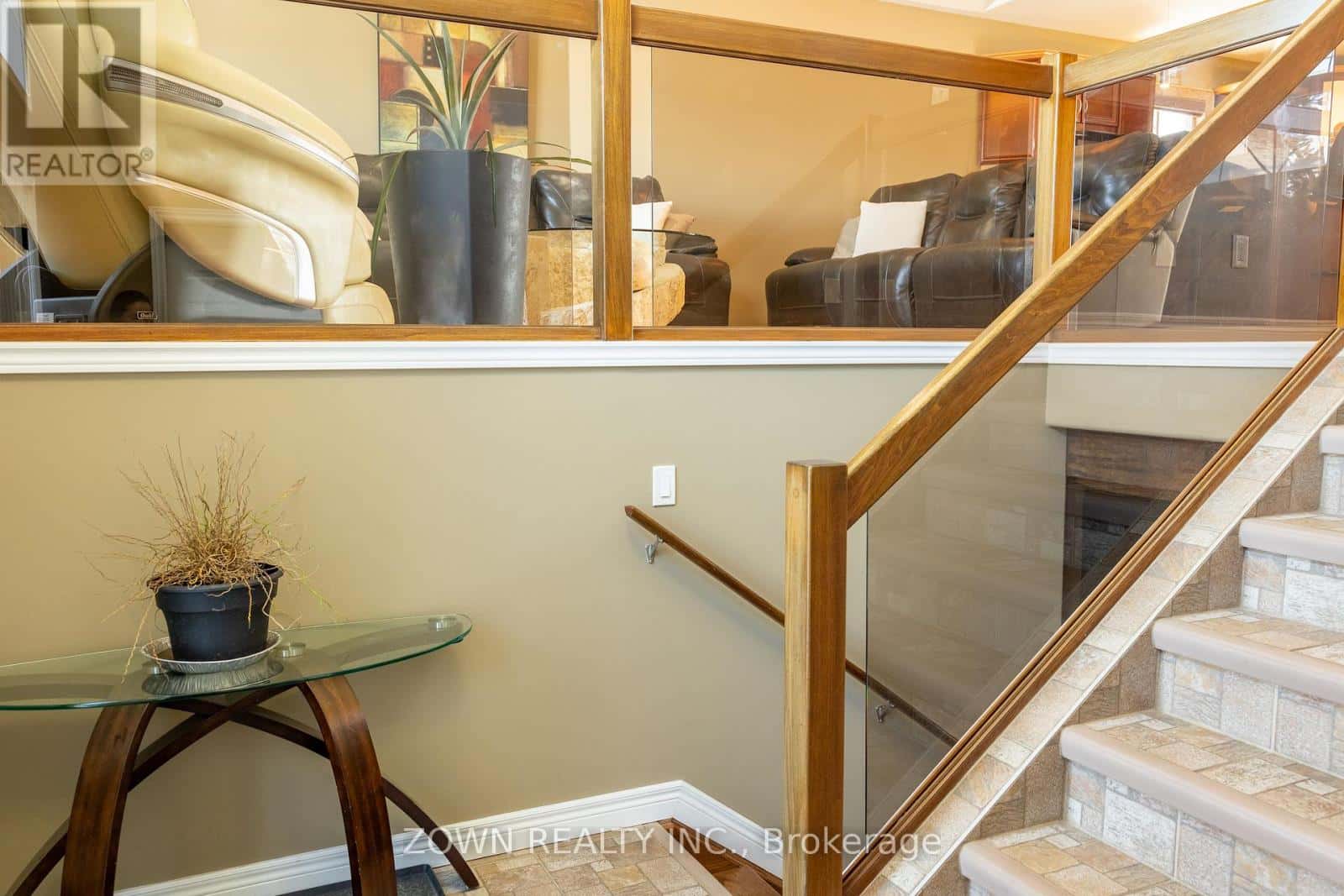 1433 GIRARD DRIVE — Lakeshore, Ontario - Photo 4 of 25