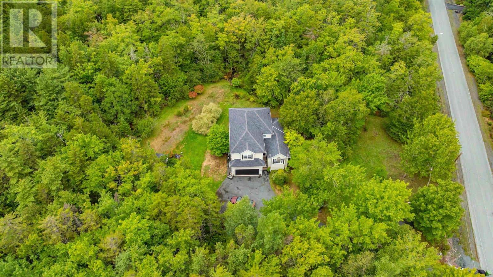 60 Blue Forest Lane — Hammonds Plains, Nova Scotia - Photo 3 of 50