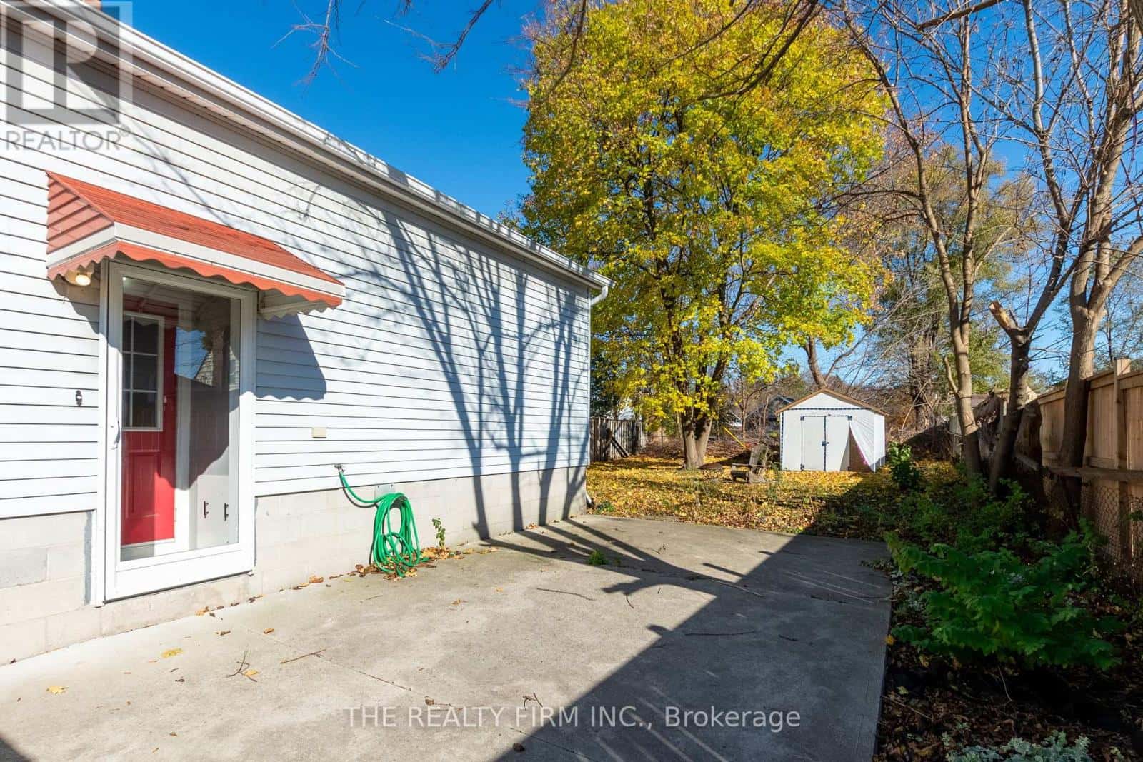 London East (East C) — London East (East C) - Photo 3 of 44