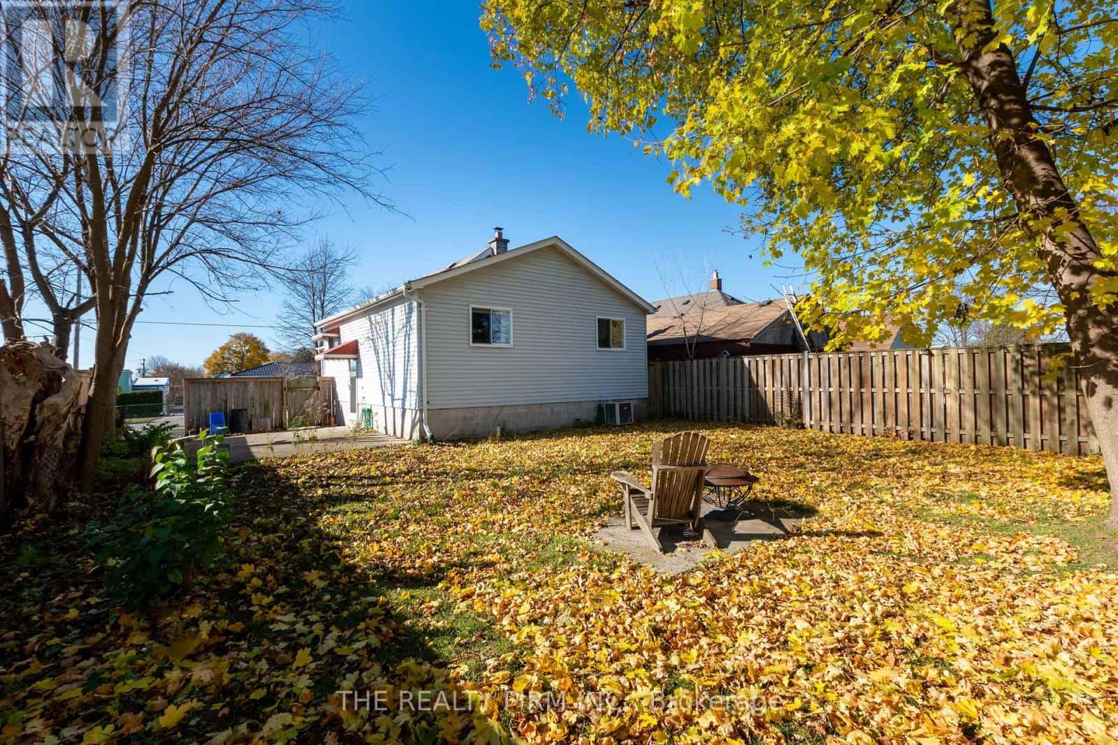 London East (East C) — London East (East C) - Photo 5 of 44