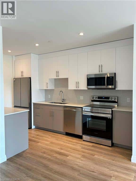 525 NEW DUNDEE Road Unit# 304 — Kitchener - Photo 5 of 15