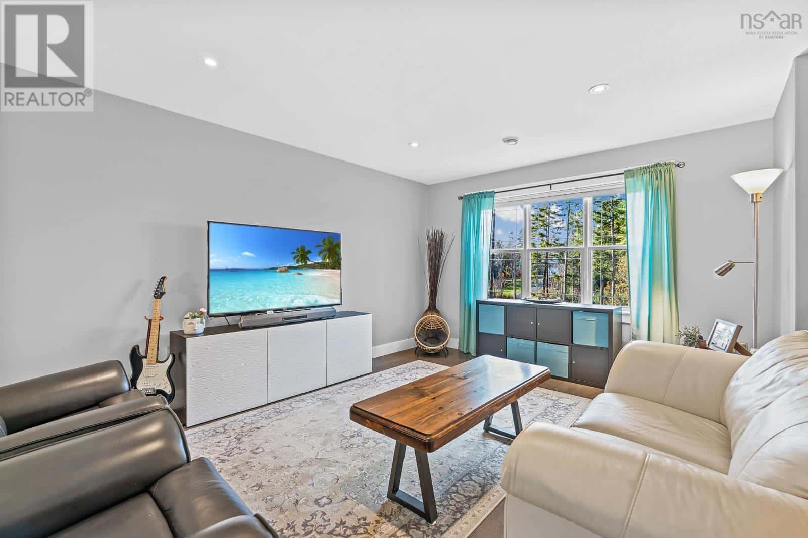 416 Crooked Stick Pass — Beaver Bank, Nova Scotia - Photo 4 of 50