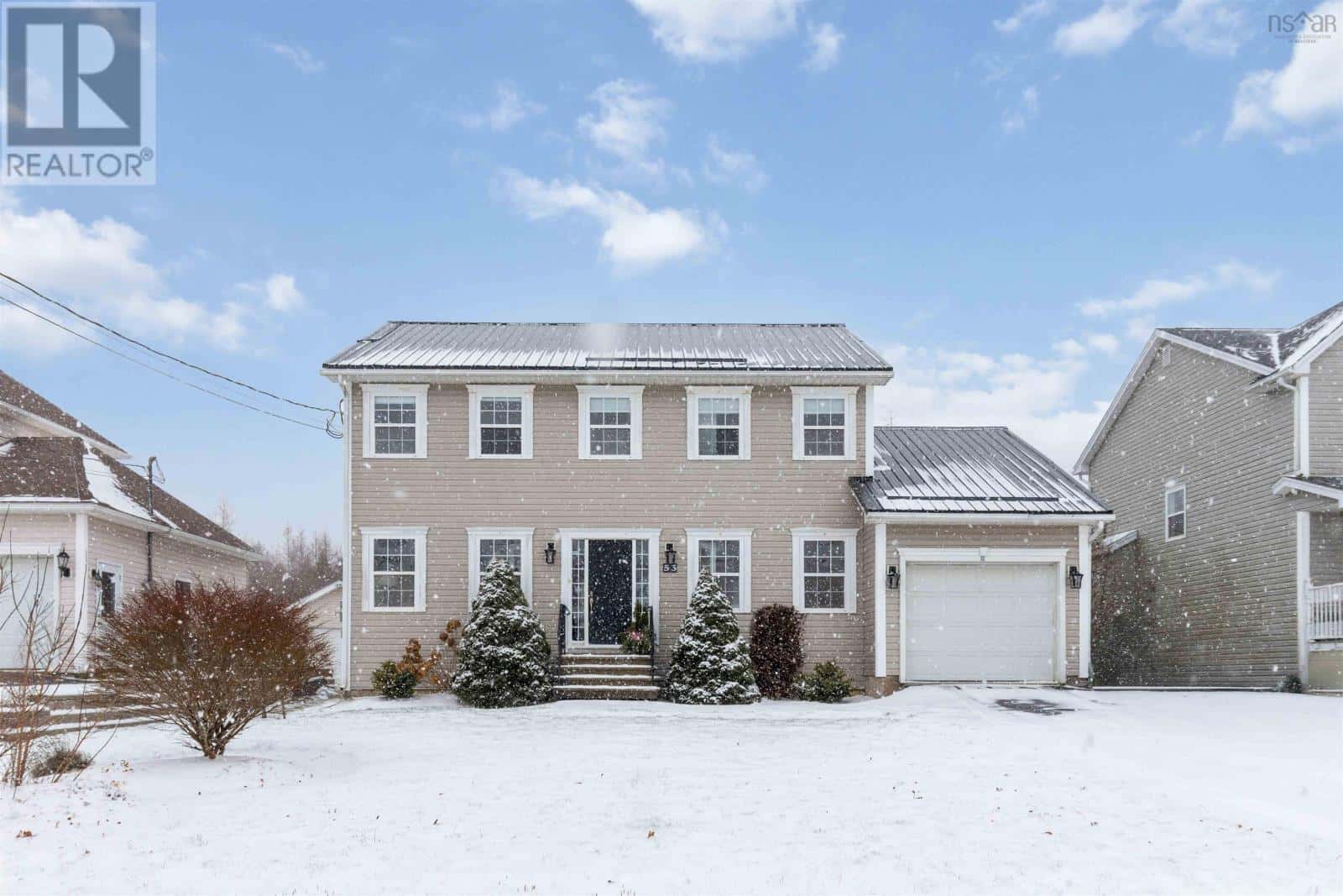 53 Pearl Drive — Cole Harbour, Nova Scotia - Photo 4 of 50