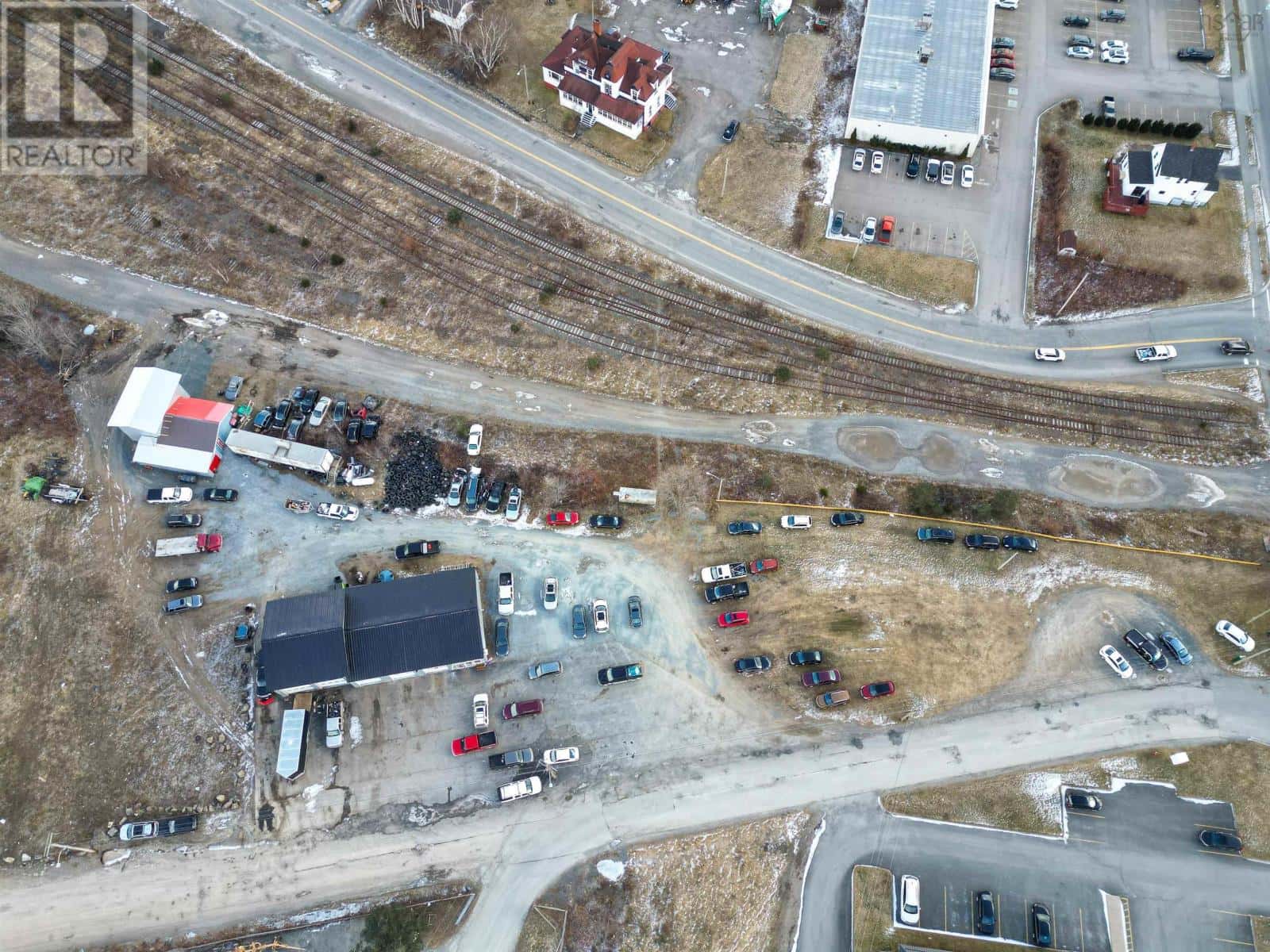 91 King Street — North Sydney, Nova Scotia - Photo 2 of 11