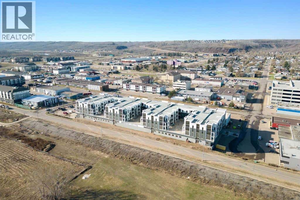 216, 10218 King Street — Fort McMurray, Alberta - Photo 3 of 32