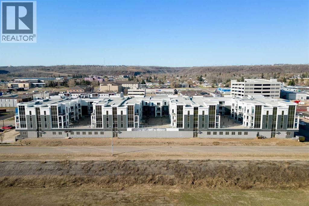 216, 10218 King Street — Fort McMurray, Alberta - Main photo