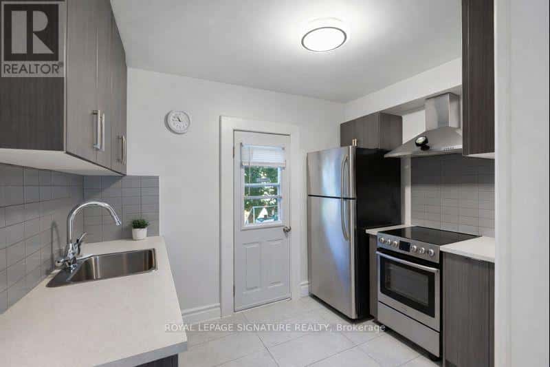 74 KENILWORTH AVENUE S — Hamilton (Delta), Ontario - Photo 5 of 21