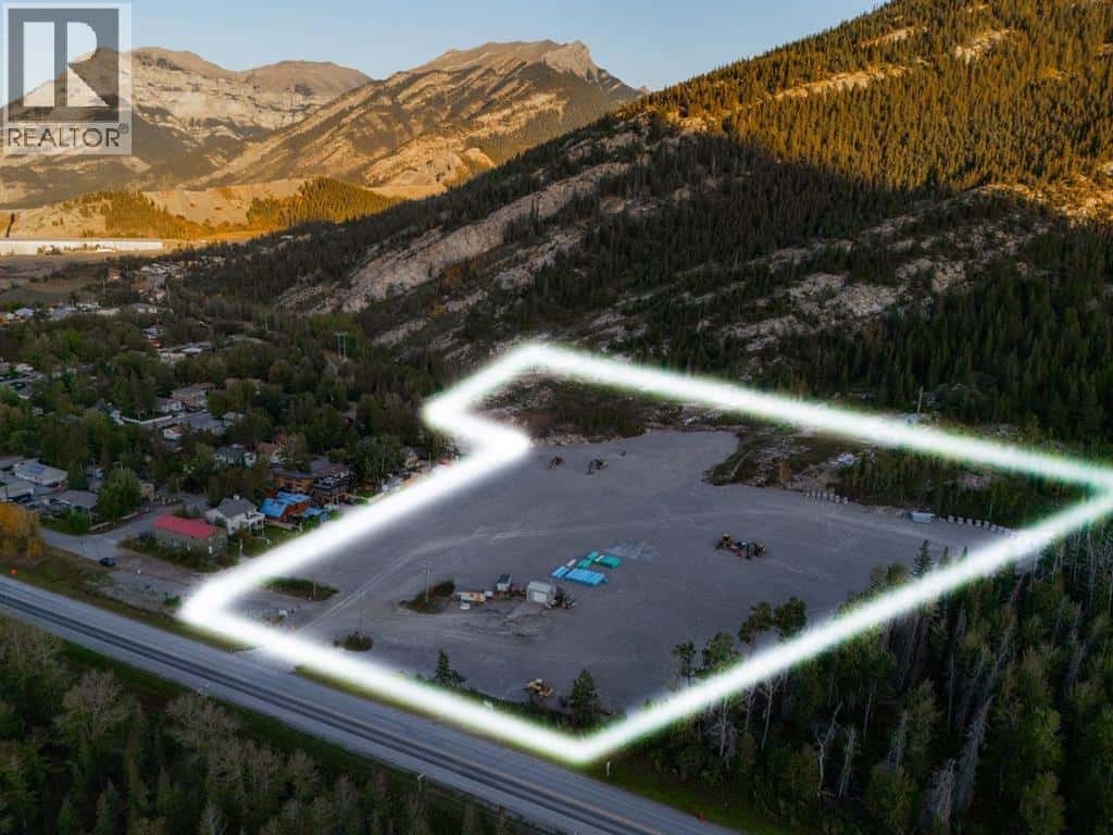 21 Exshaw Mountain Gateway — Exshaw, Alberta - Photo 3 of 11