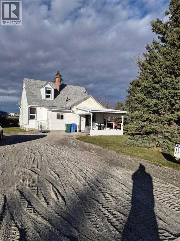 1111 7th Avenue — Beaverlodge, Alberta - Main photo
