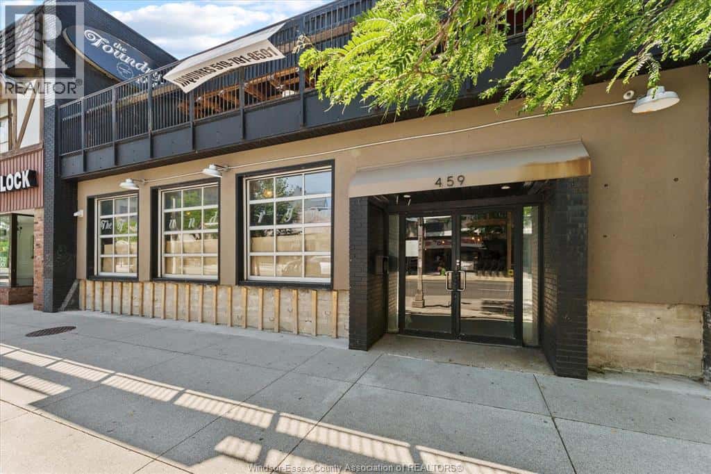 Windsor — Windsor - Photo 2 of 15