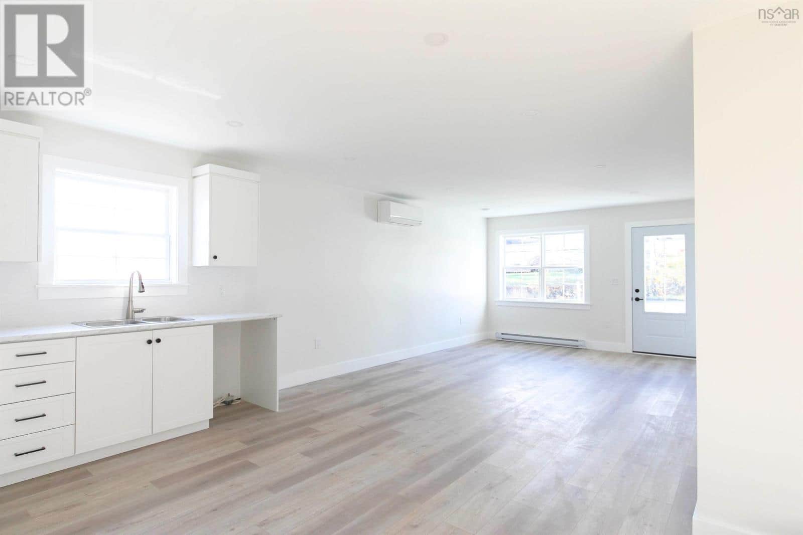 13669 Highway #1 - Photo 4 of 10, Hants Border, Nova Scotia