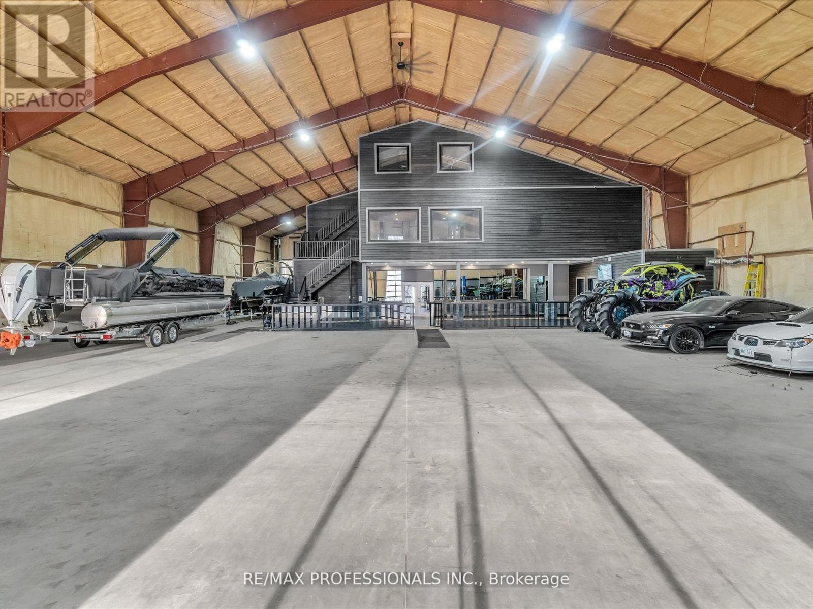 2320 HIGHWAY 117 — Lake of Bays (Mclean) - Main photo