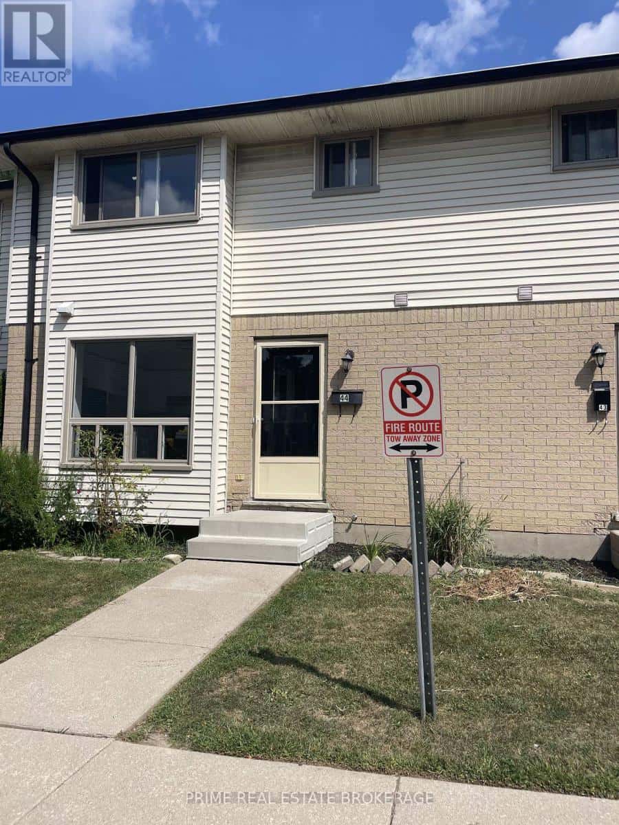 355 Sandringham Crescent 44