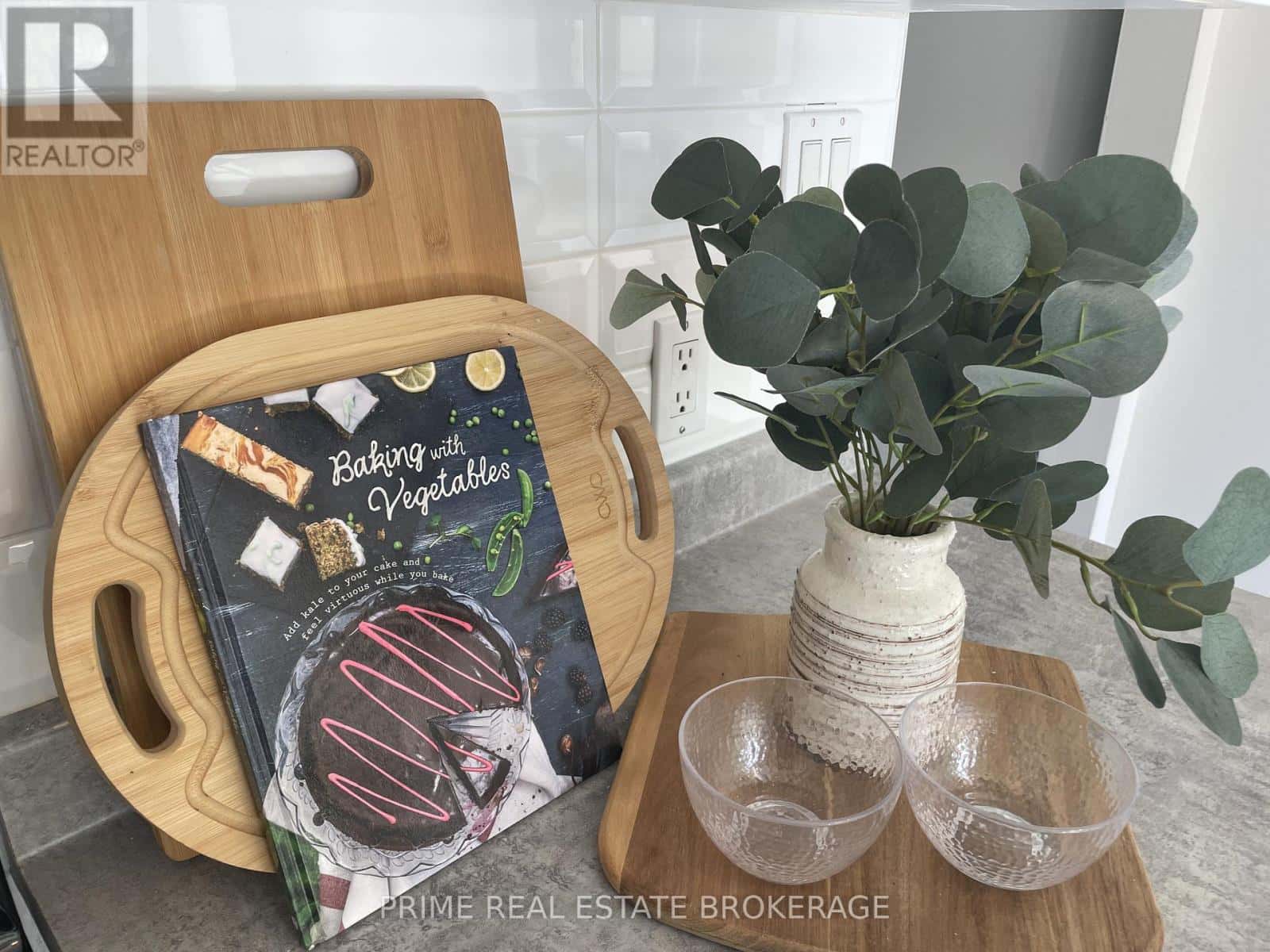 44 - 355 SANDRINGHAM CRESCENT — London South (South R), Ontario - Photo 5 of 54