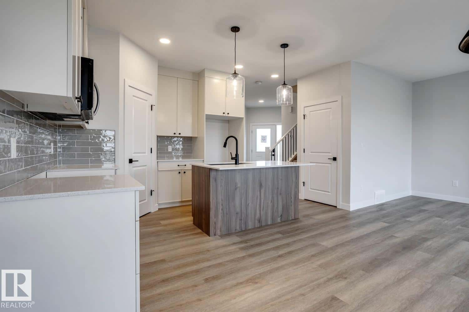 169 CALEDON CR — Spruce Grove, Alberta - Photo 5 of 27