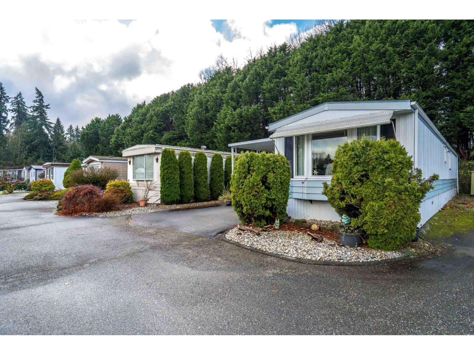 60 2270 196 STREET — Langley, British Columbia - Photo 4 of 34