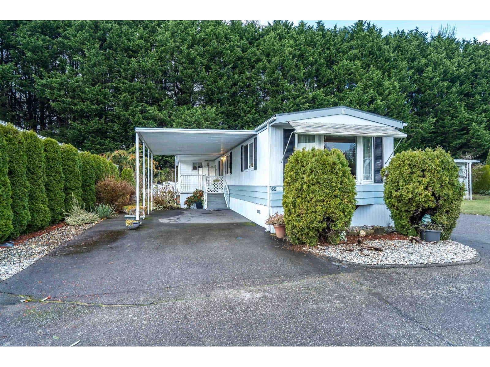 60 2270 196 STREET — Langley, British Columbia - Photo 5 of 34