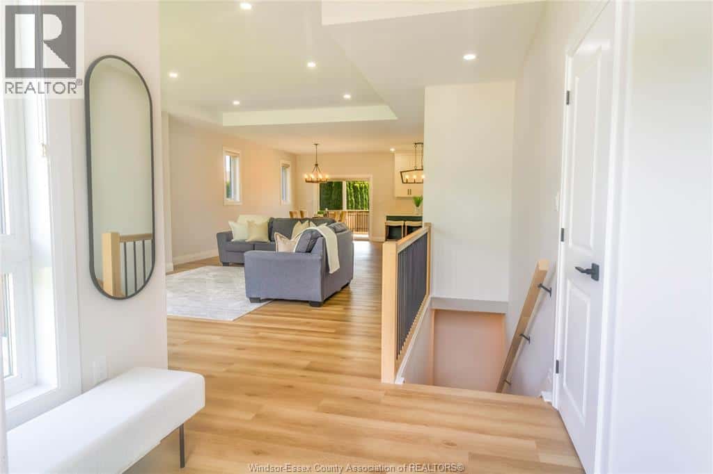 237 SANDYBROOK WAY — Kingsville, Ontario - Photo 5 of 41