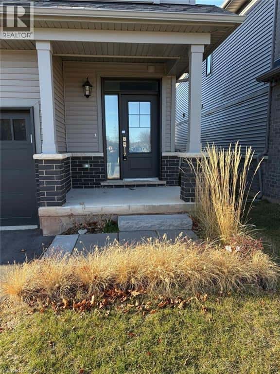 Grimsby — Grimsby - Photo 4 of 23