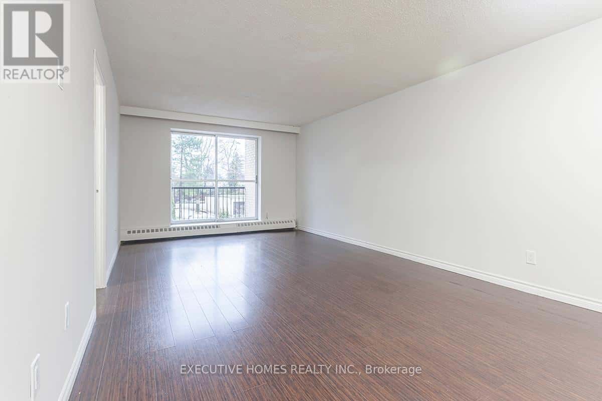 204 - 1690 VICTORIA PARK AVENUE — Toronto (Victoria Village), Ontario - Photo 4 of 56