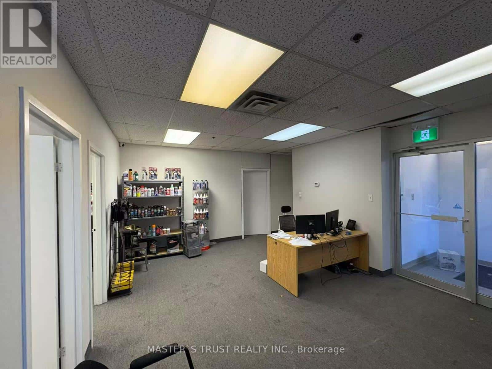 #2 - 2283 ARGENTIA ROAD — Mississauga (Meadowvale Business Park) - Photo 3 of 8