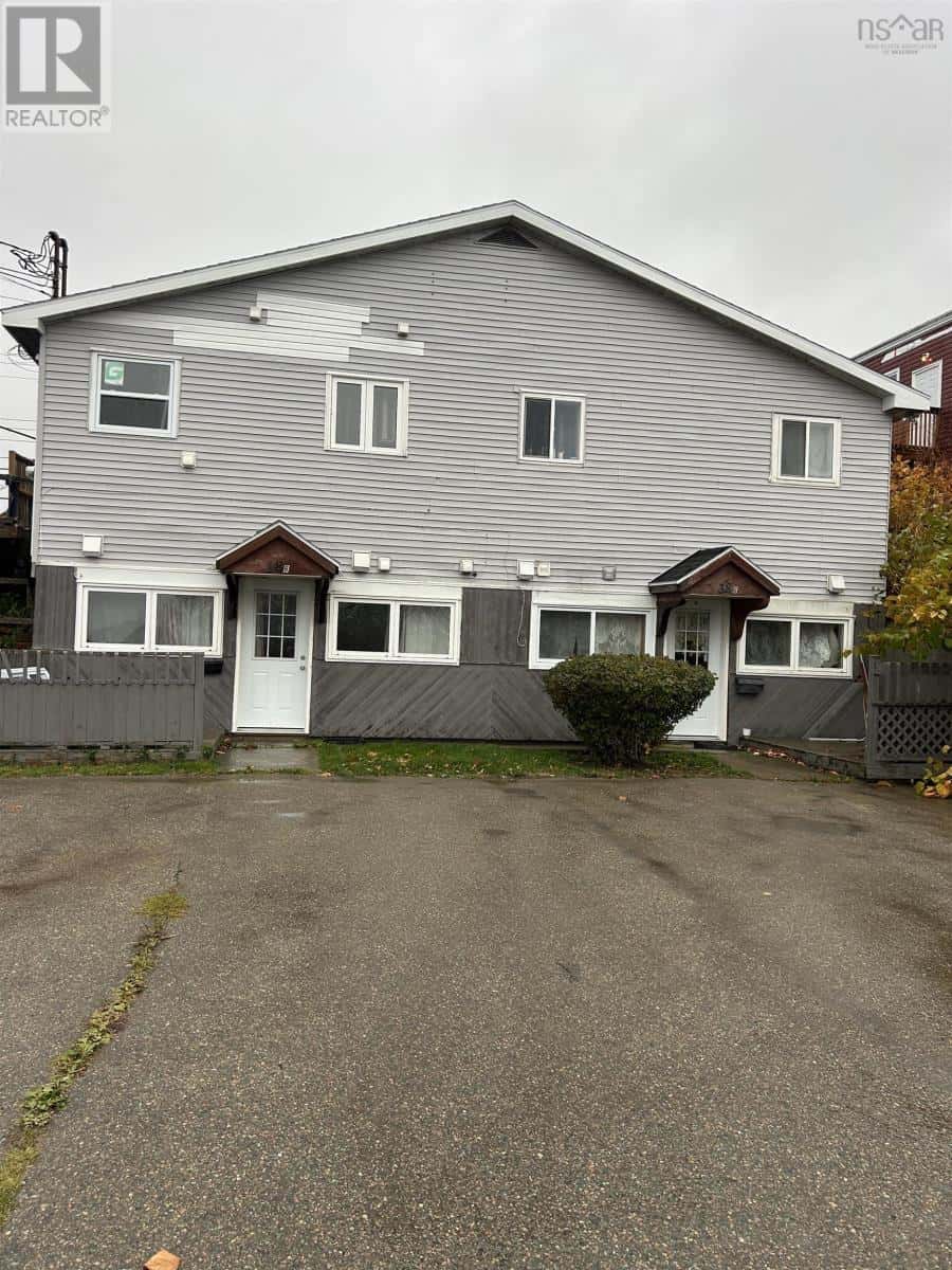 38 McKeen Street — Glace Bay, Nova Scotia - Photo 3 of 26