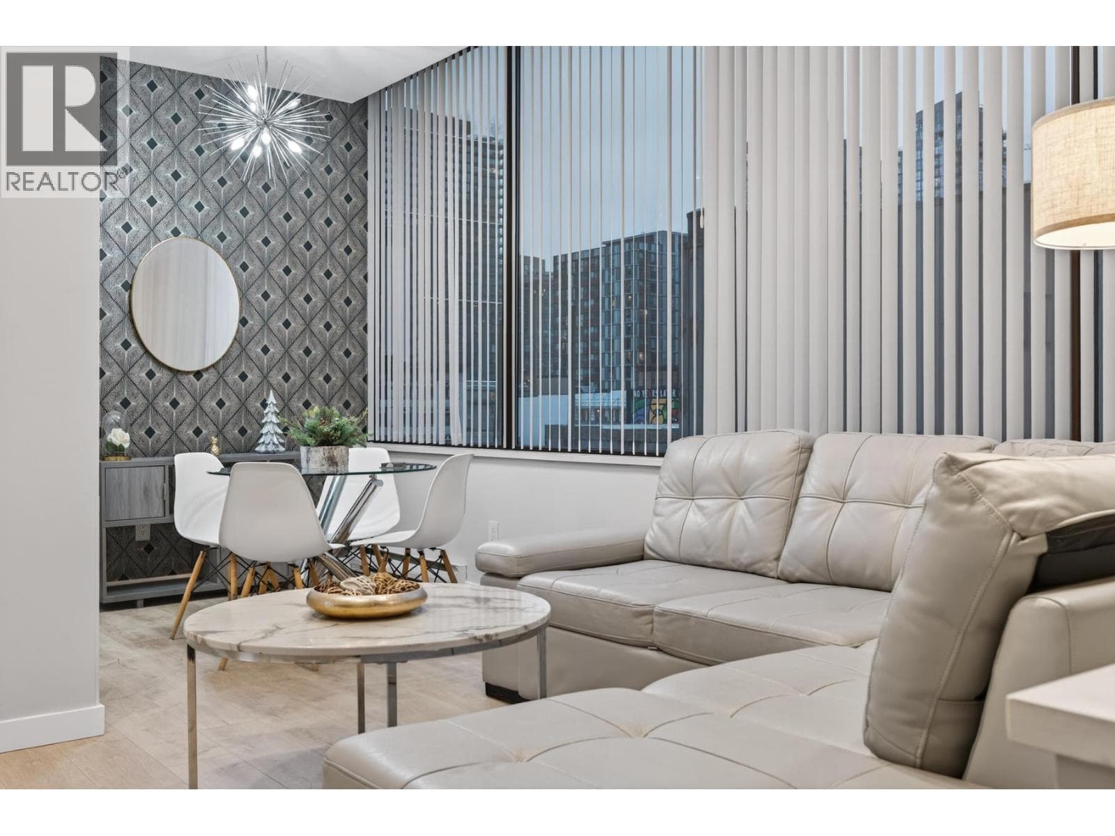 311 1010 HOWE STREET — Vancouver, British Columbia - Main photo