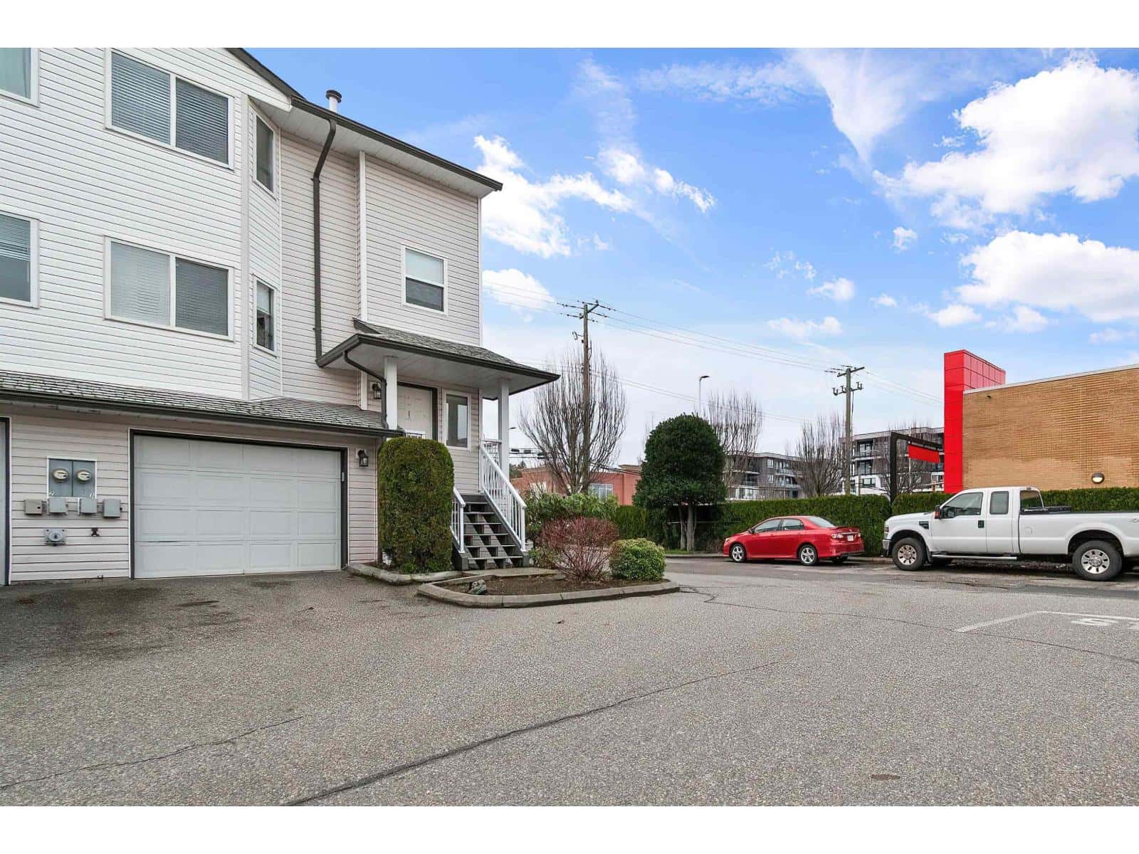 1 5950 VEDDER ROAD, Vedder Crossing — Chilliwack, British Columbia - Photo 2 of 38