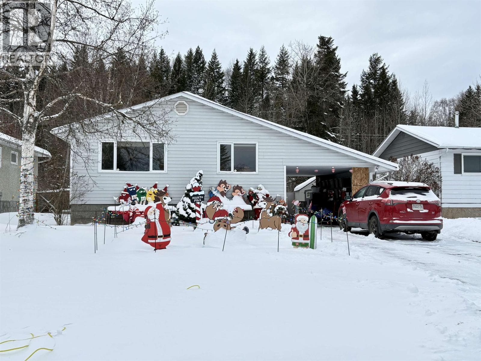 8069 ROCHESTER CRESCENT — Prince George, British Columbia - Main photo