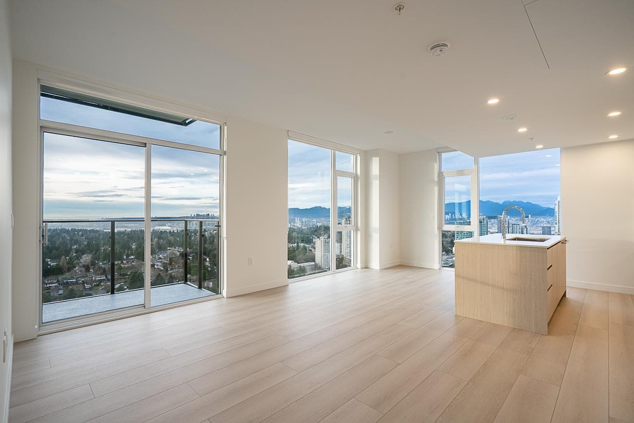 3808 13573 98A AVENUE — Surrey - Main photo