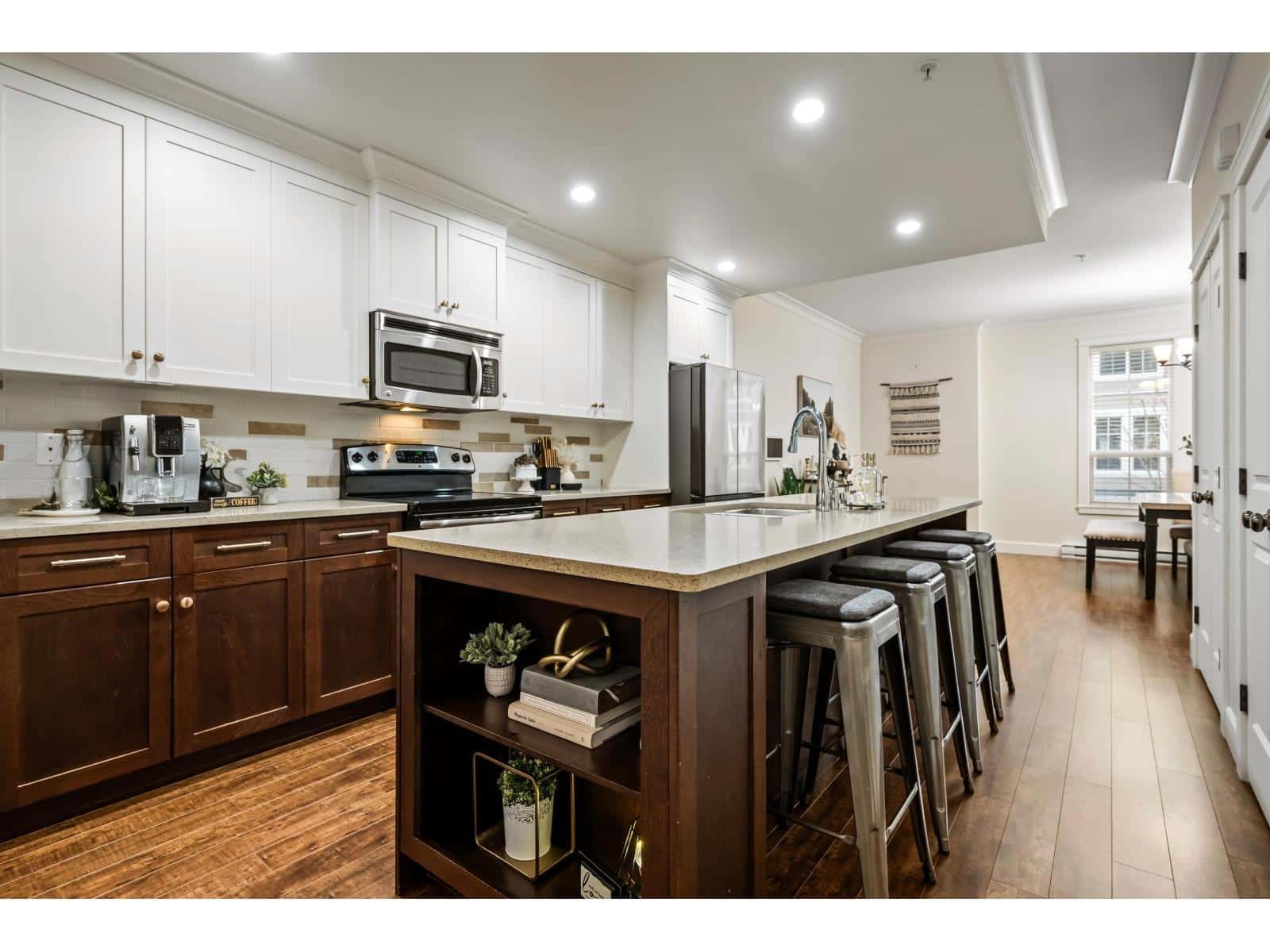 19 45290 SOOWAHLIE CRESCENT, Garrison Crossing — Chilliwack, British Columbia - Photo 3 of 28