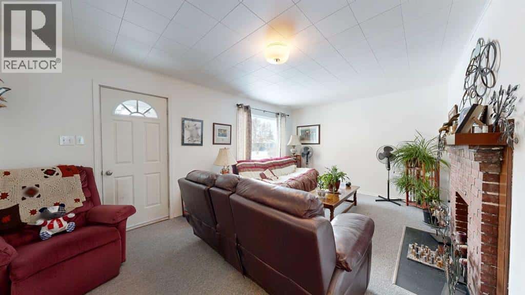 Stettler — Stettler - Photo 2 of 40