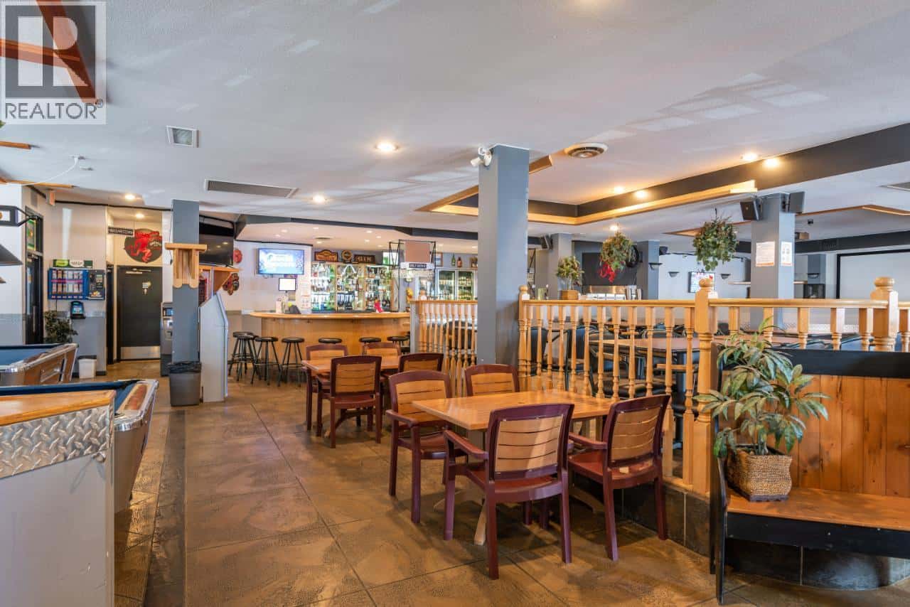 7248 2ND Street — Grand Forks, British Columbia - Photo 4 of 62