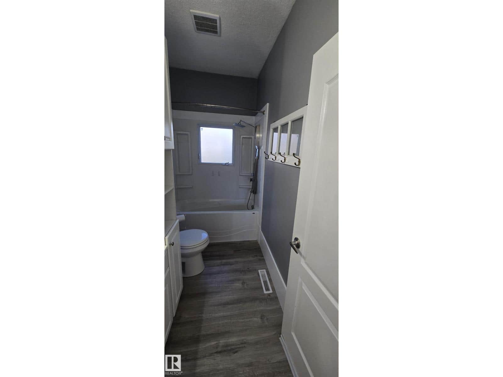 5023 53 ST - Photo 3 of 27, Andrew, Alberta