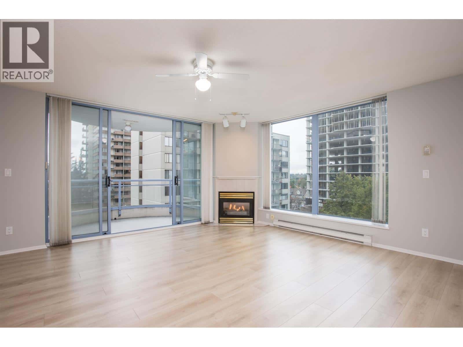 702 719 PRINCESS STREET — New Westminster, British Columbia - Photo 5 of 40