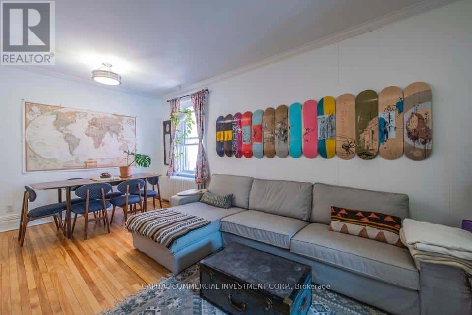 Ottawa — Ottawa - Photo 2 of 20