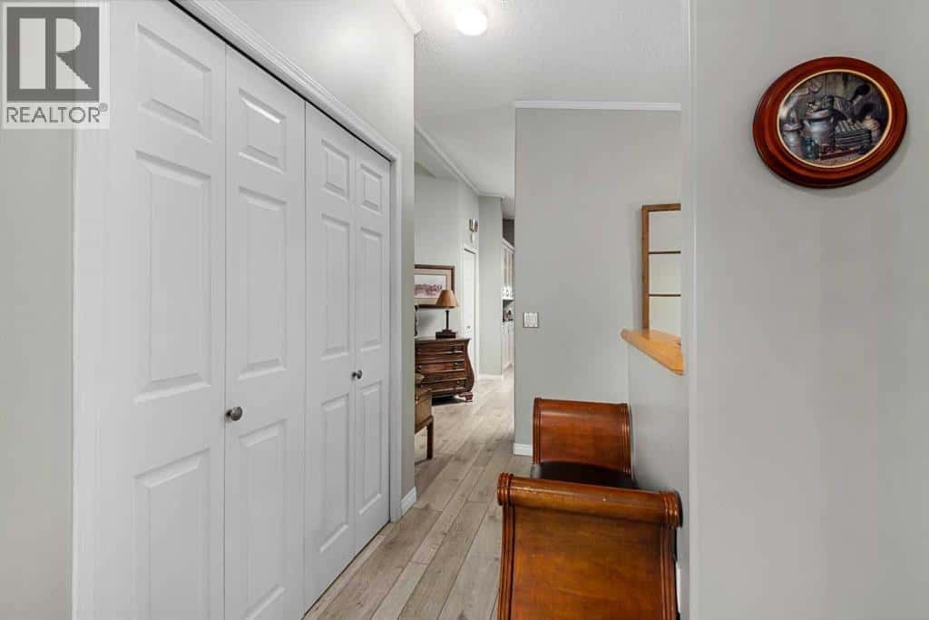 33194 Twp Rd 284 — Rural Rocky View County, Alberta - Photo 4 of 46