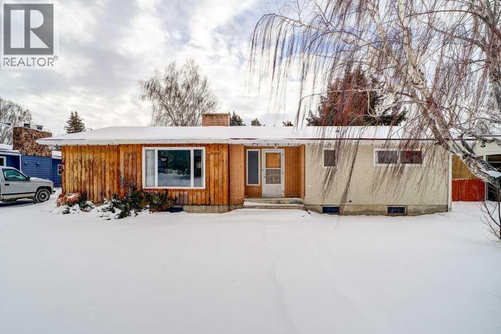 432 2 Avenue NE — Milk River, Alberta - Main photo
