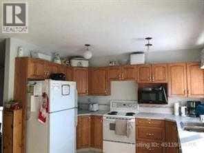 403 7 Avenue — Fox Creek, Alberta - Photo 4 of 11