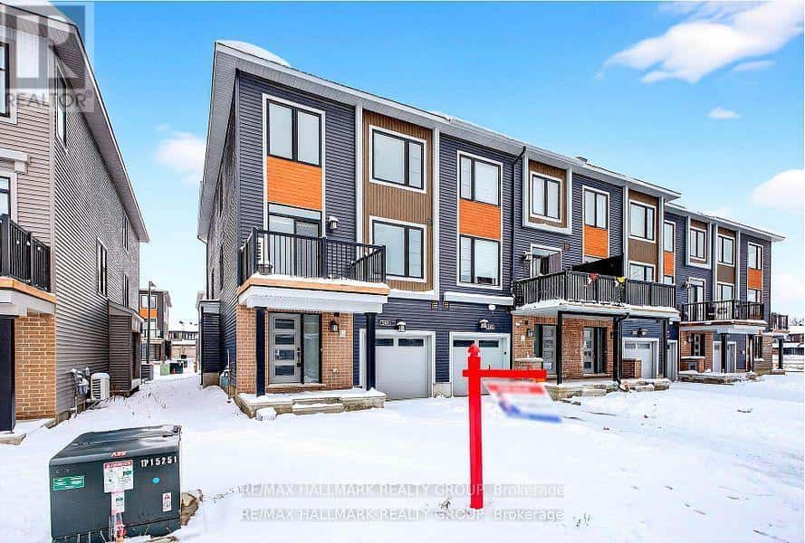 348 RAHEEN COURT OTTAWA CIRCUIT — Ottawa, Ontario - Photo 2 of 24