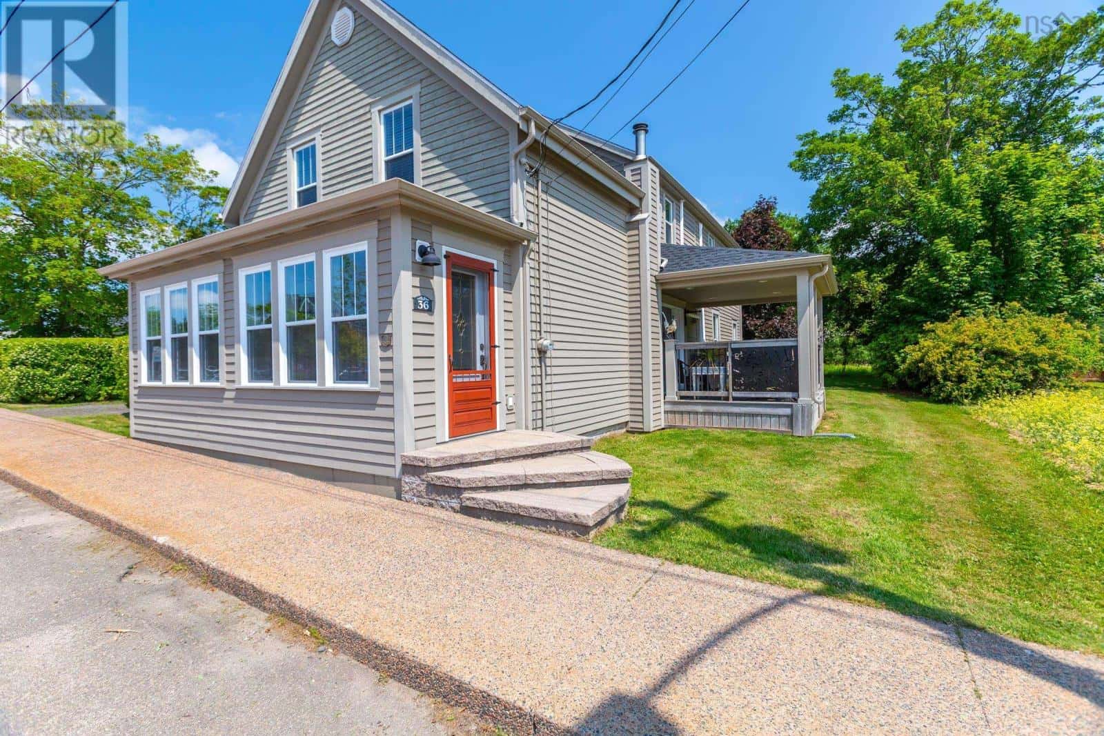 36 Drury Lane — Annapolis Royal, Nova Scotia - Photo 4 of 47