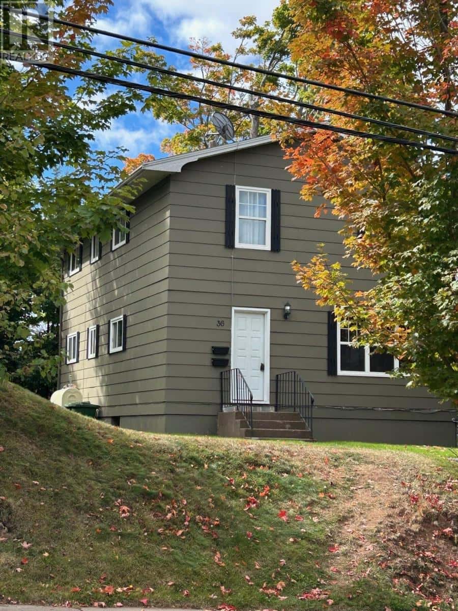 36 Lyman Street — Truro, Nova Scotia - Photo 3 of 28