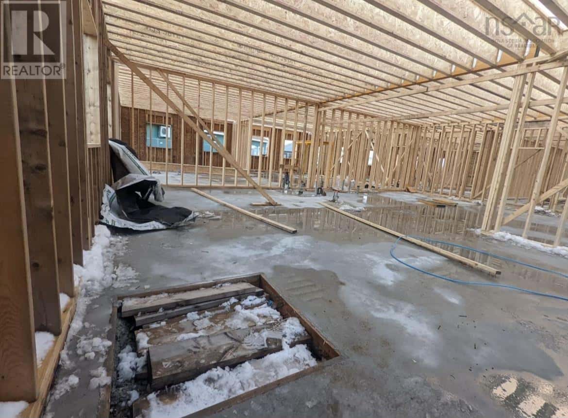 65 Minto Street — Glace Bay, Nova Scotia - Photo 2 of 14