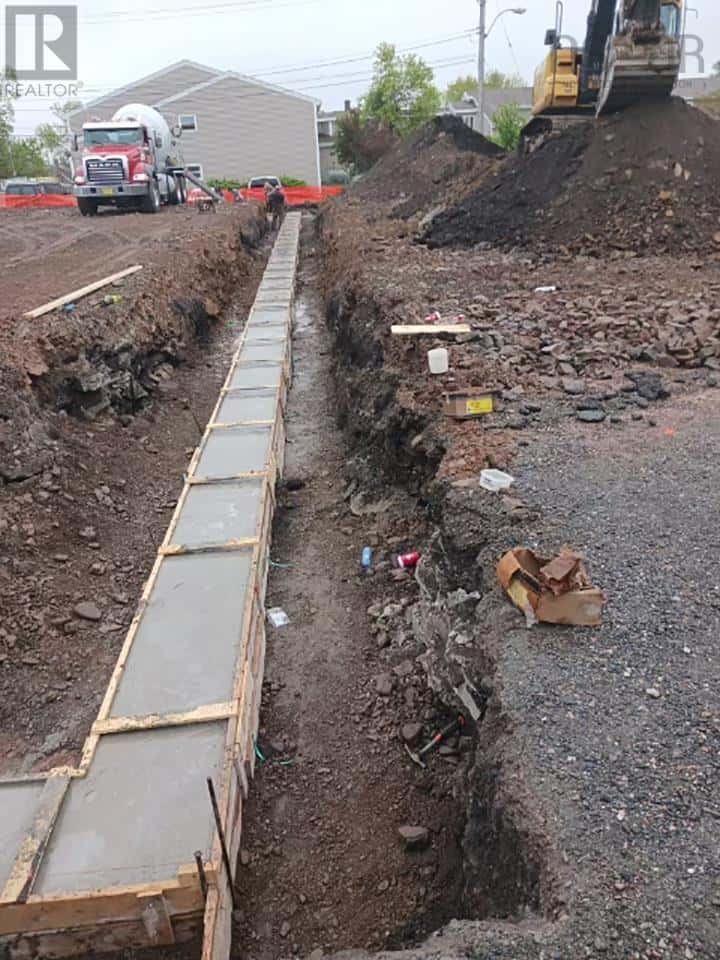 65 Minto Street — Glace Bay, Nova Scotia - Photo 4 of 7