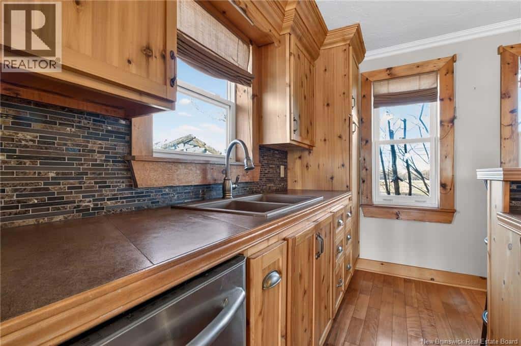 Cap-Pelé — Cap-Pelé - Photo 2 of 49