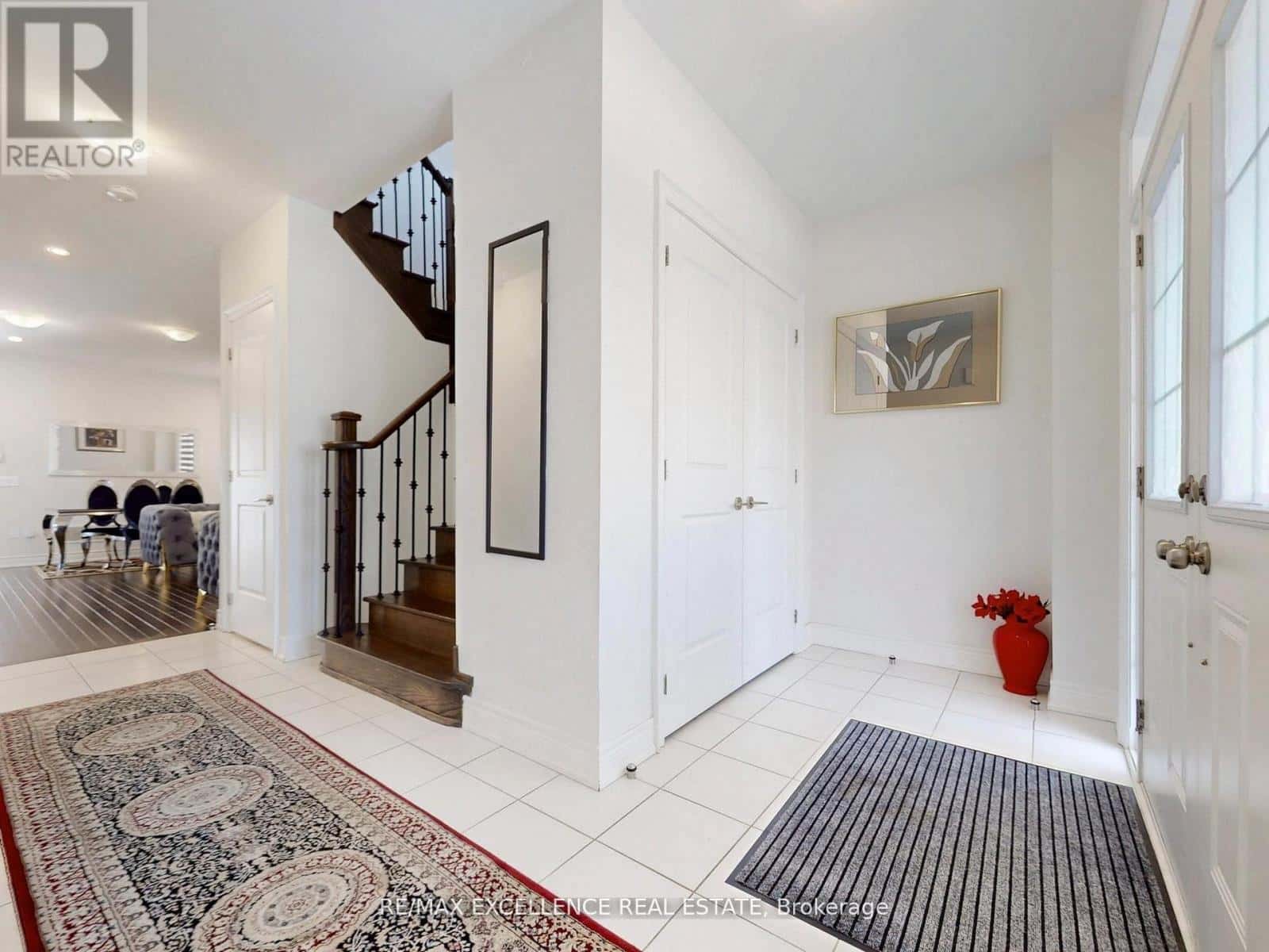 33 TIGER CRESCENT — Brampton (Sandringham-Wellington North), Ontario - Photo 3 of 28